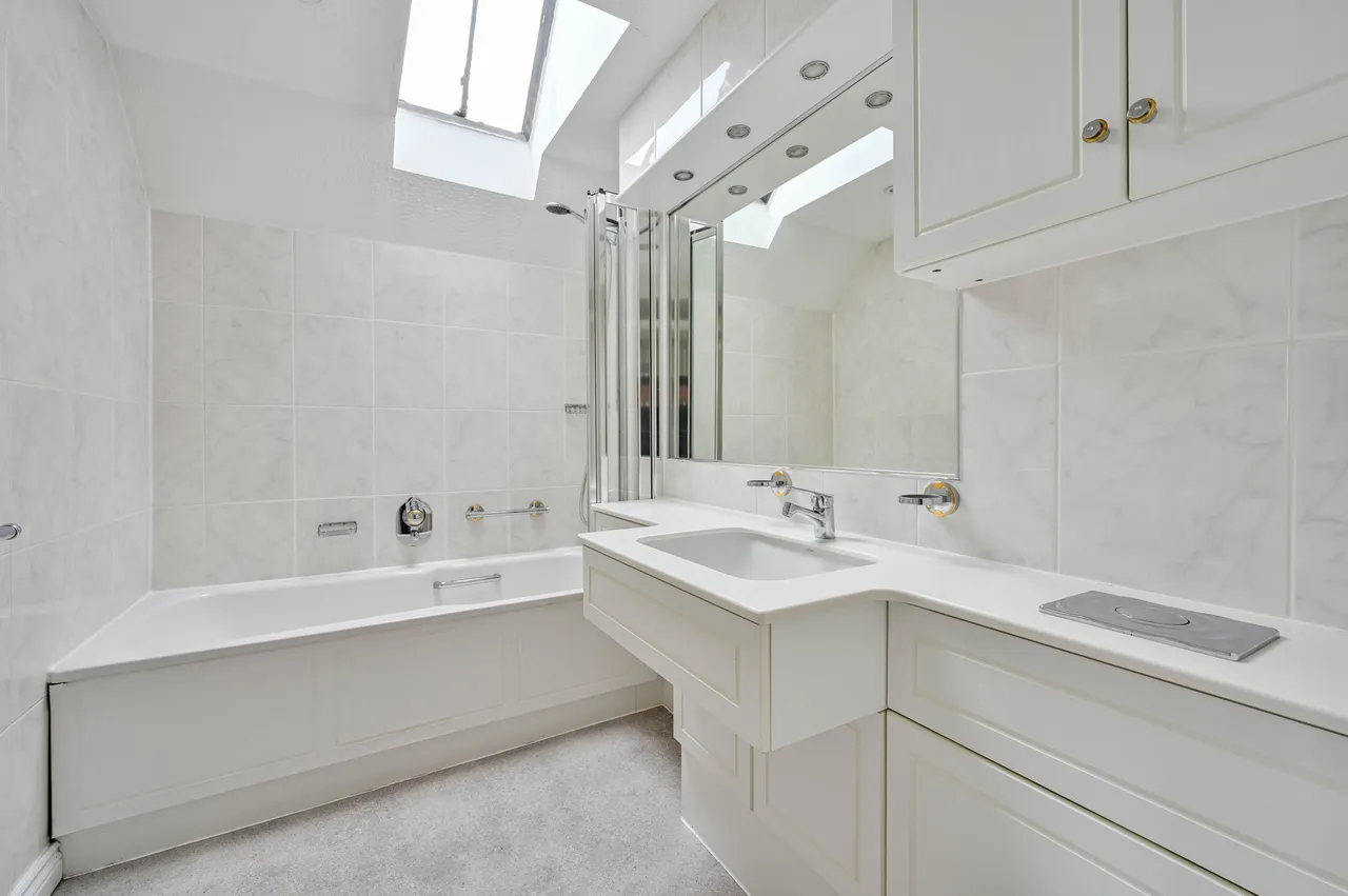 19 Sydenham Road, Guildford, photo 4