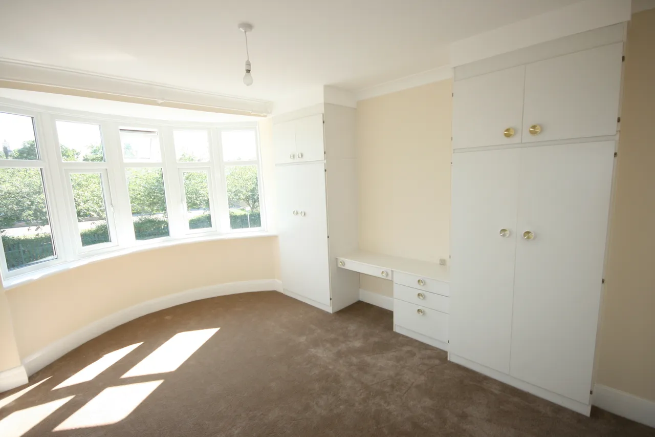 Beaconsfield Avenue, Gillingham, photo 5