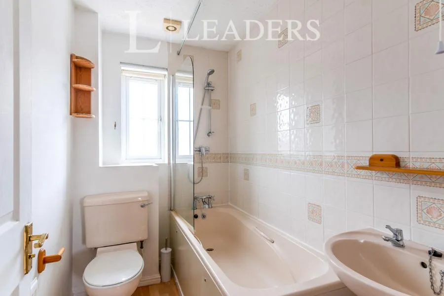 Silver Birch Drive, Bognor Regis, PO22, photo 8