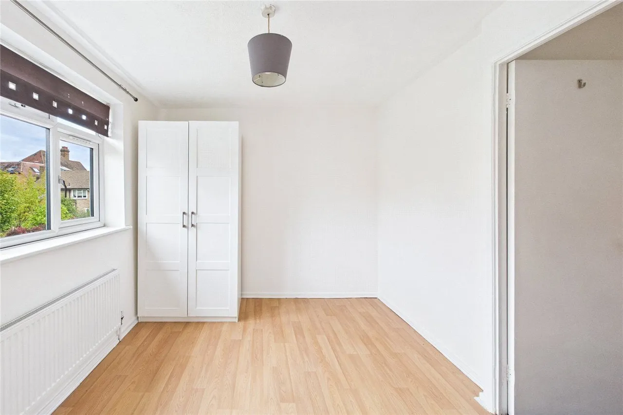 Campbell Close, London, SW16, photo 9