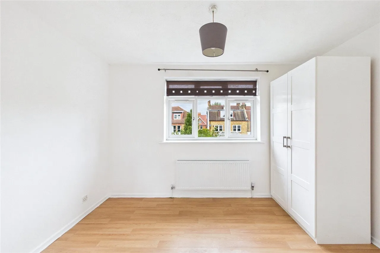Campbell Close, London, SW16, photo 8
