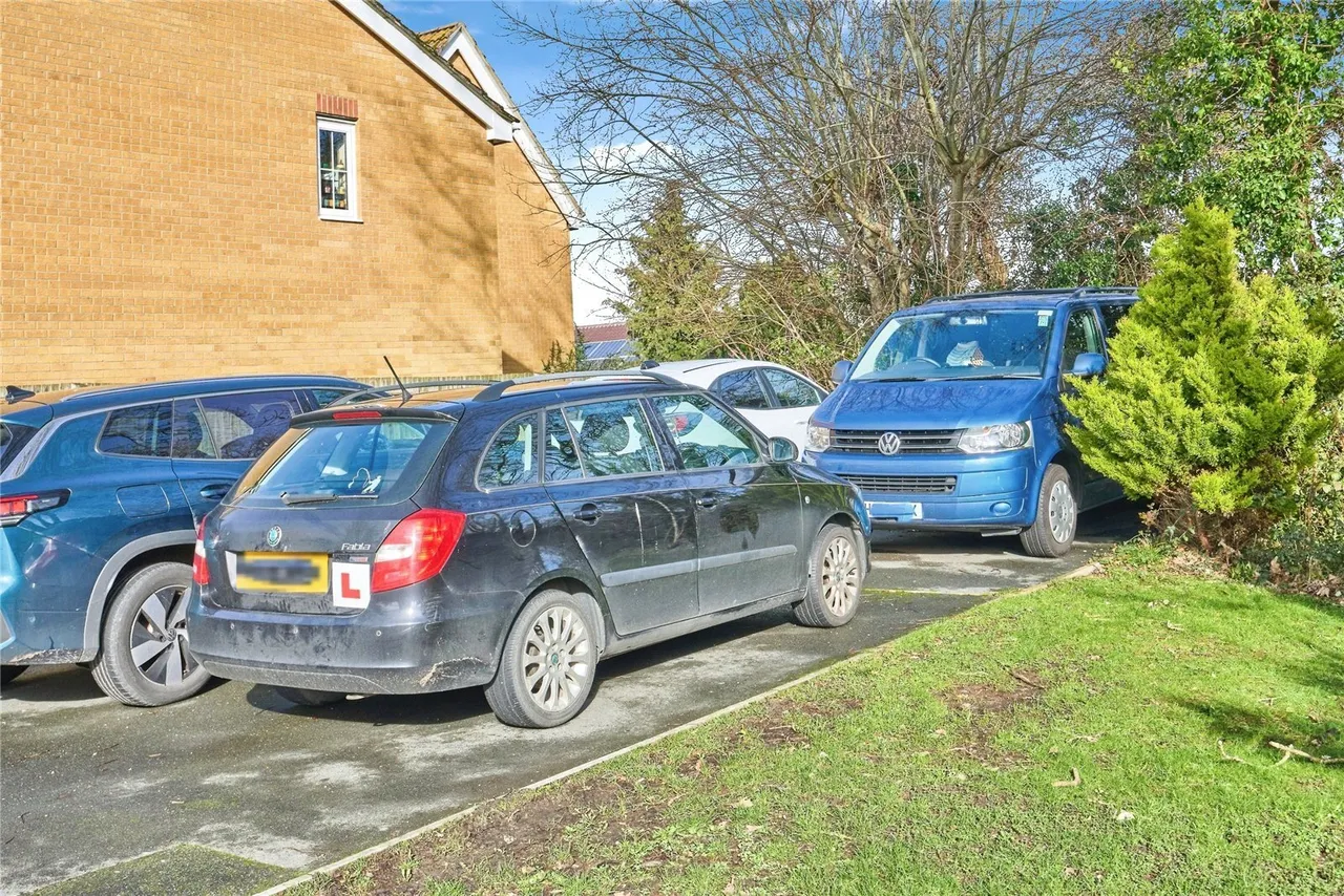 Snowberry Road, Newport, PO30, photo 20