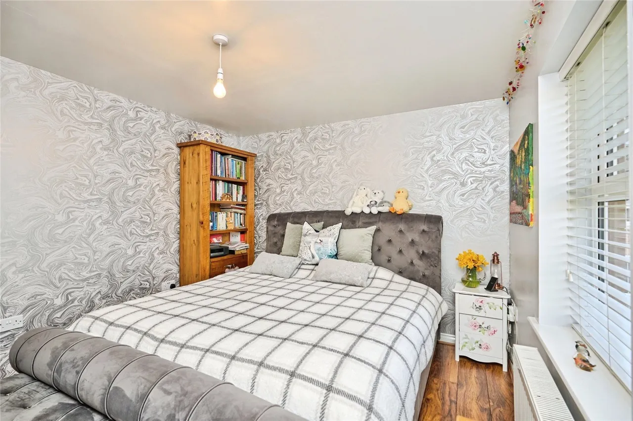 Snowberry Road, Newport, PO30, photo 12