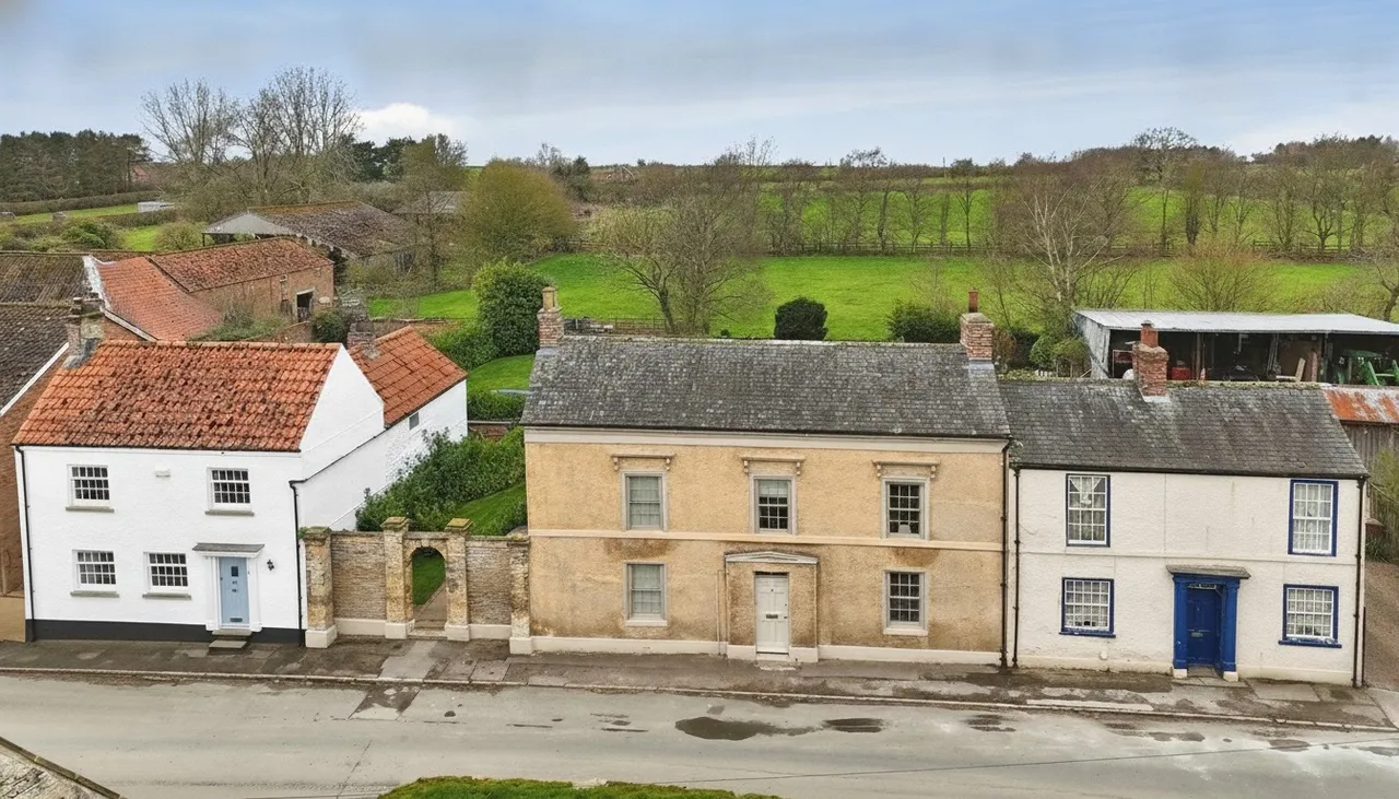 4 bed house for sale, Main Street, Hotham, YO43