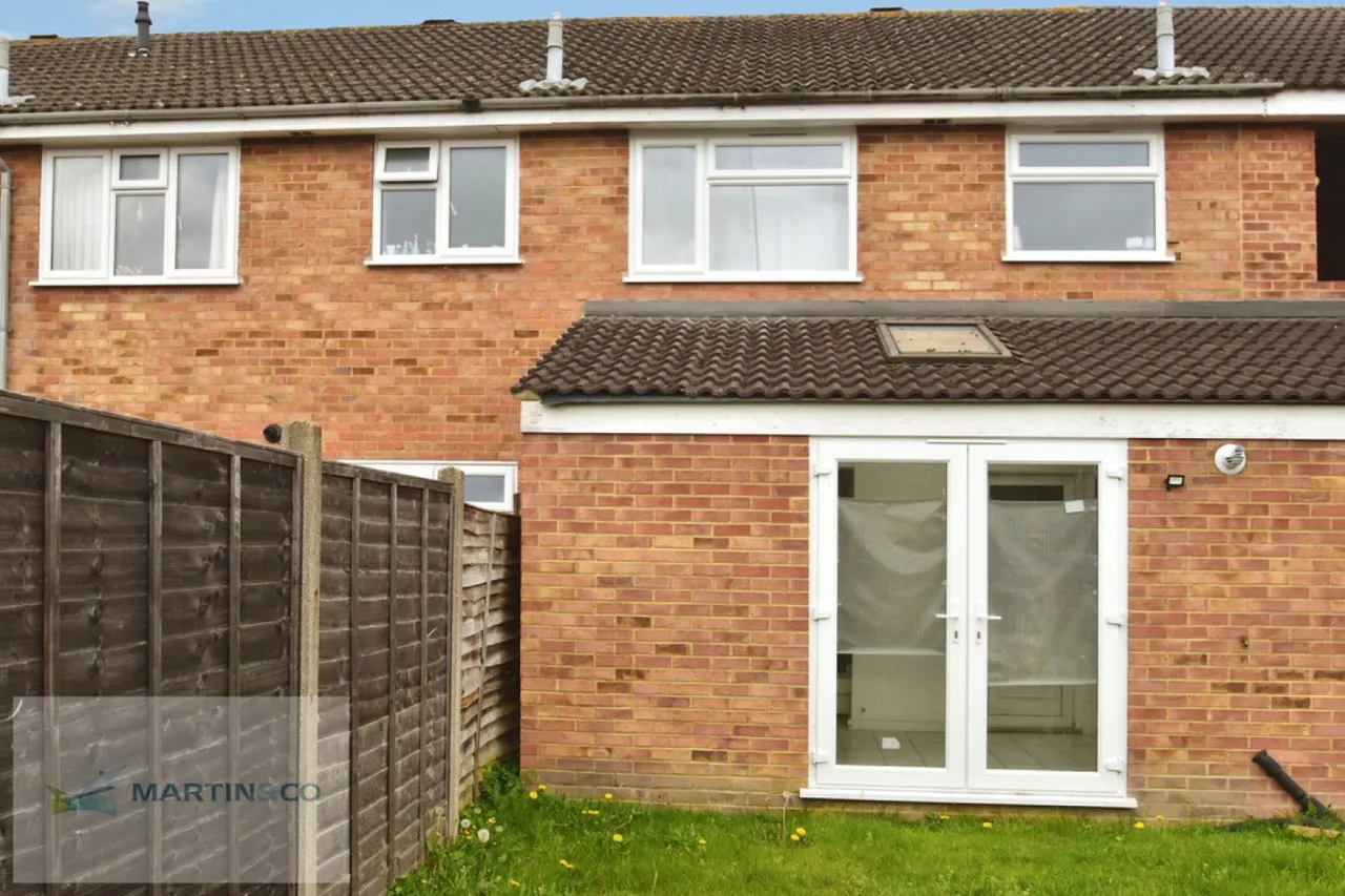 Egmont Road, KT12, photo 21