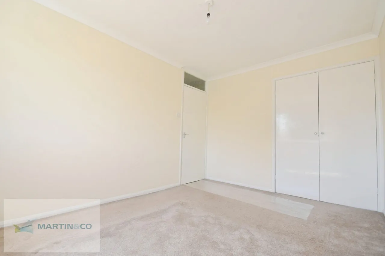 Egmont Road, KT12, photo 11