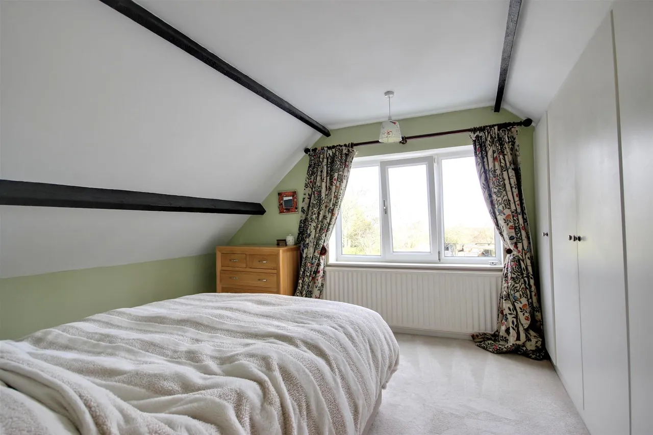 New Village Road, Little Weighton, photo 30