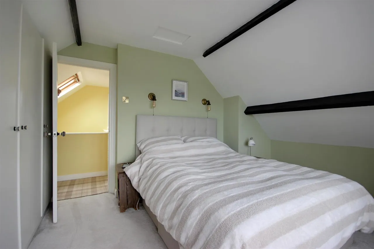 New Village Road, Little Weighton, photo 31