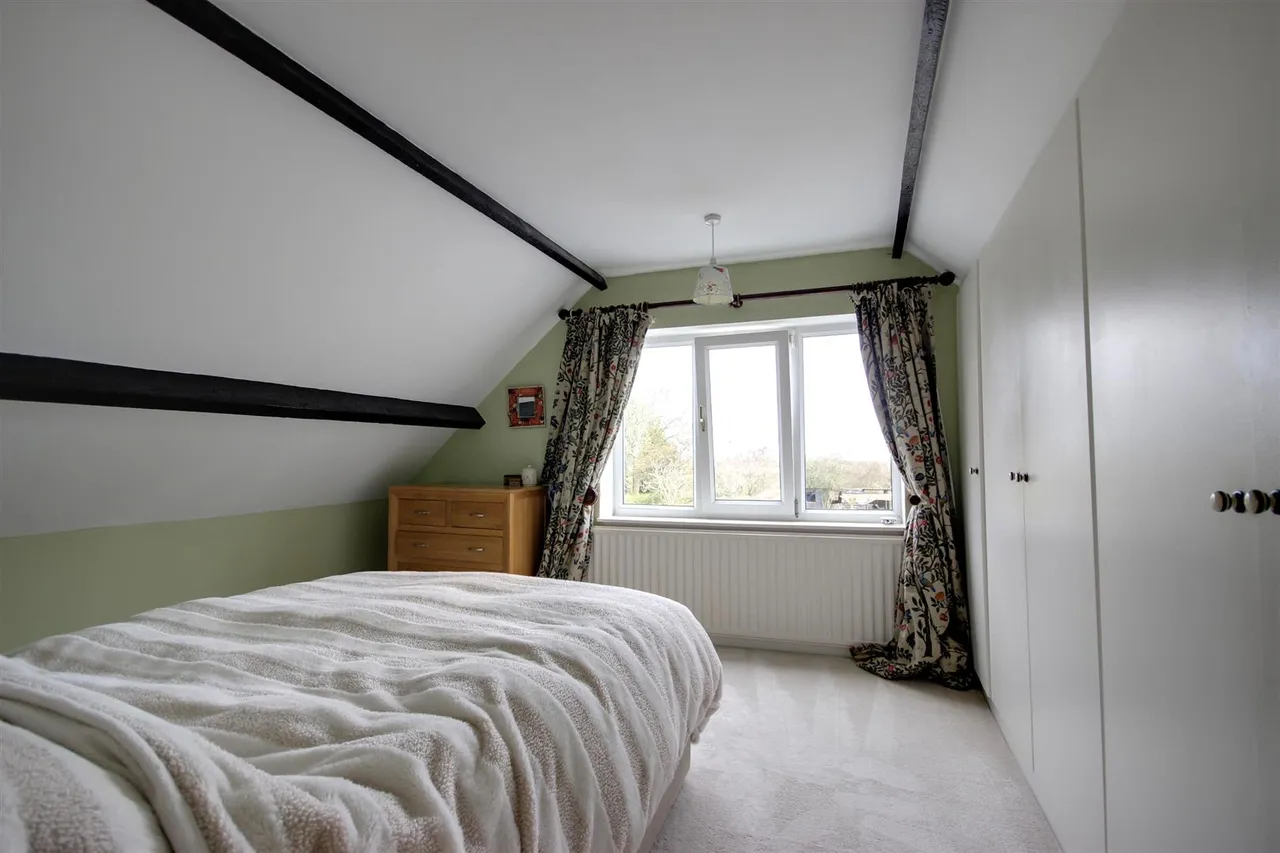 New Village Road, Little Weighton, photo 22