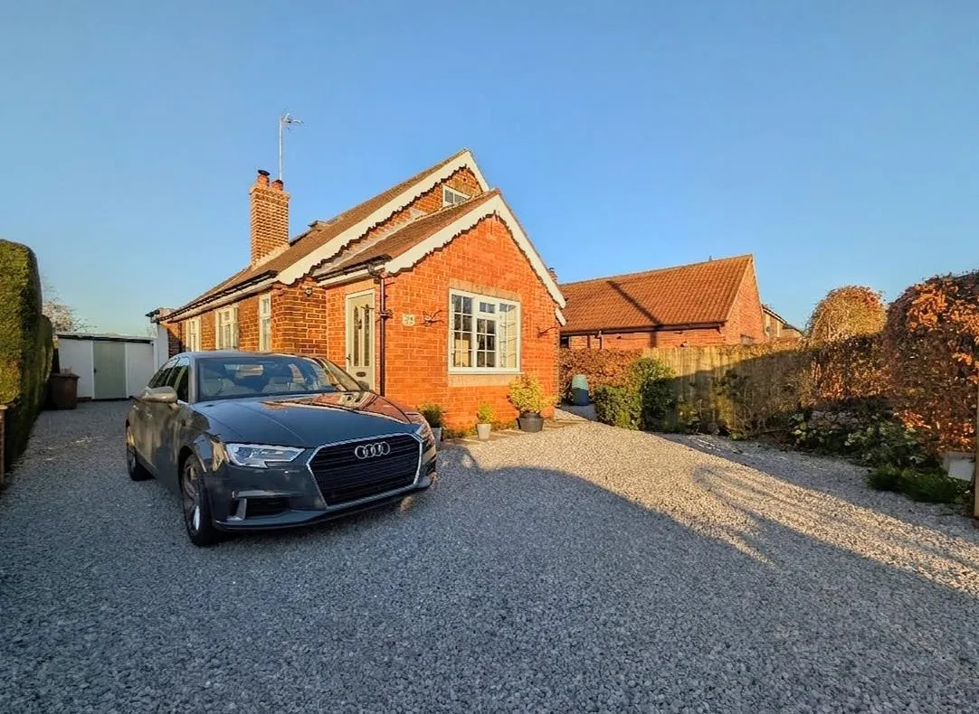 New Village Road, Little Weighton, photo 33