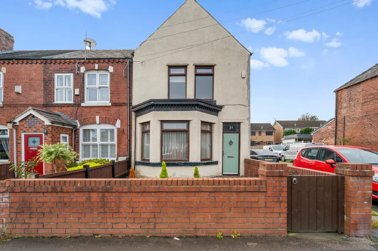 3 bed house for sale, Downall Green Road, Ashton-In-Makerfield, WN4