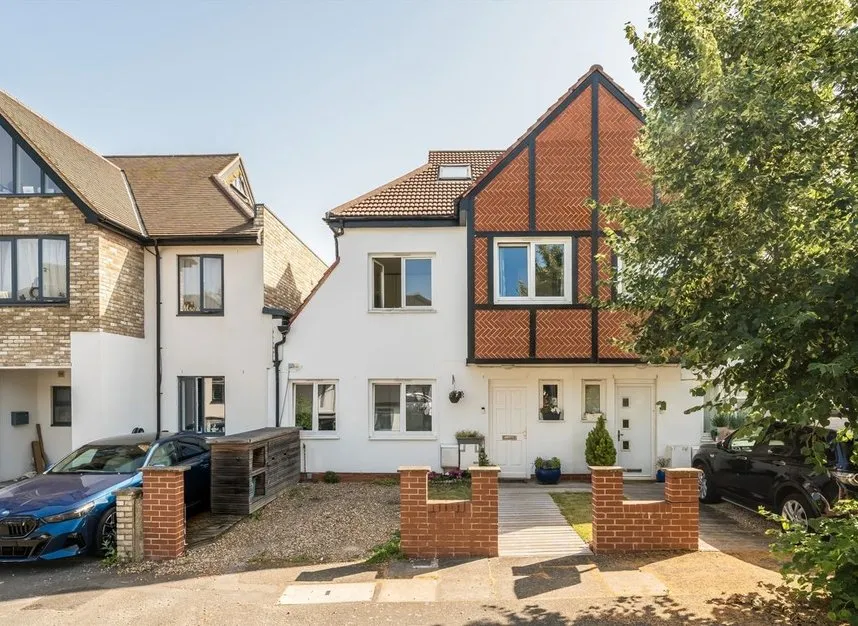 4 bed house for sale — Rural Way, Streatham, SW16