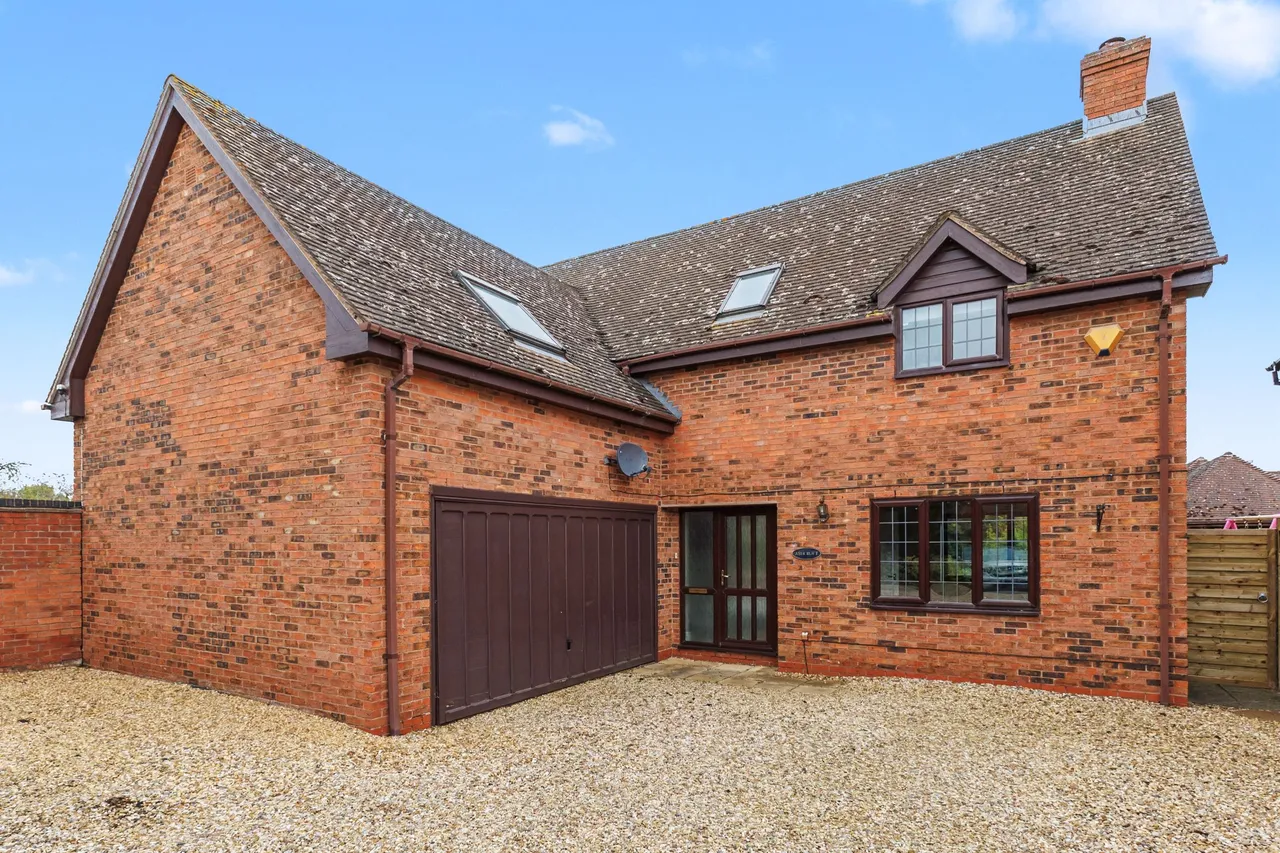 4 bed house for sale — Warwick Road, Stratford-Upon-Avon, CV37