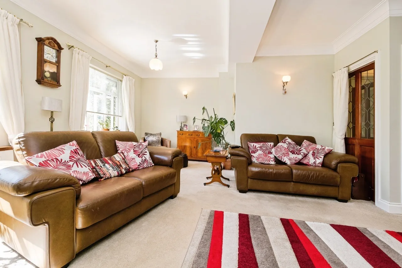 Globe Road, Hornchurch, RM11, photo 21