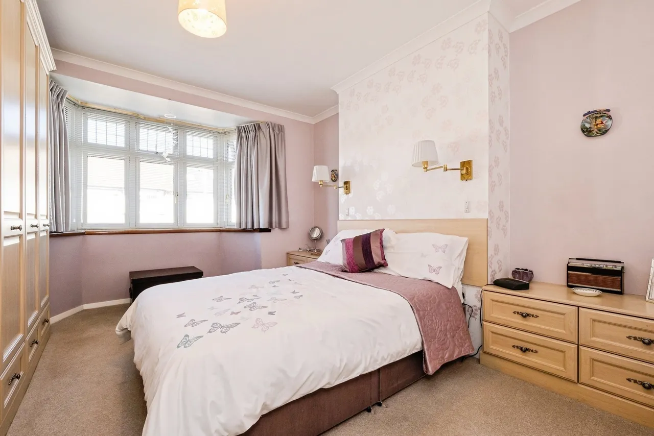 Globe Road, Hornchurch, RM11, photo 12