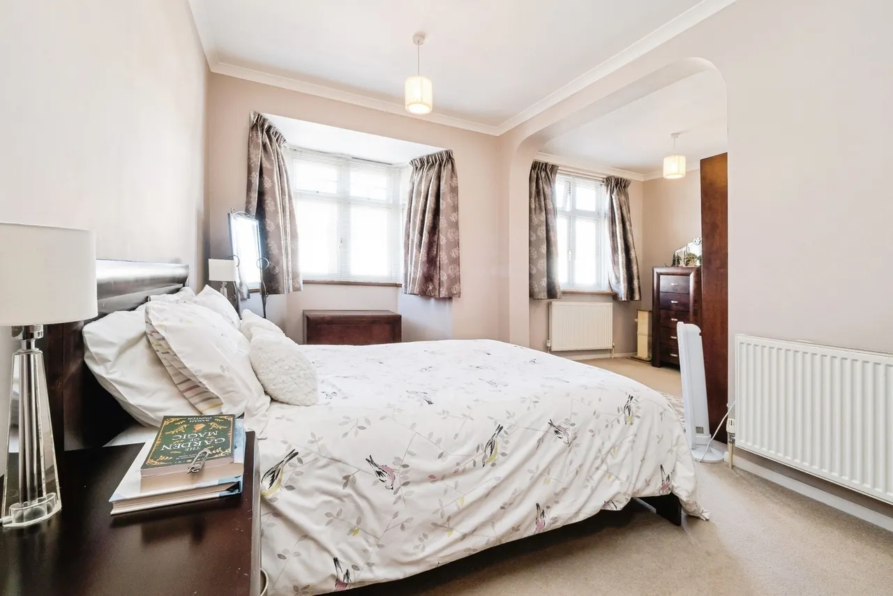 Globe Road, Hornchurch, RM11, photo 22