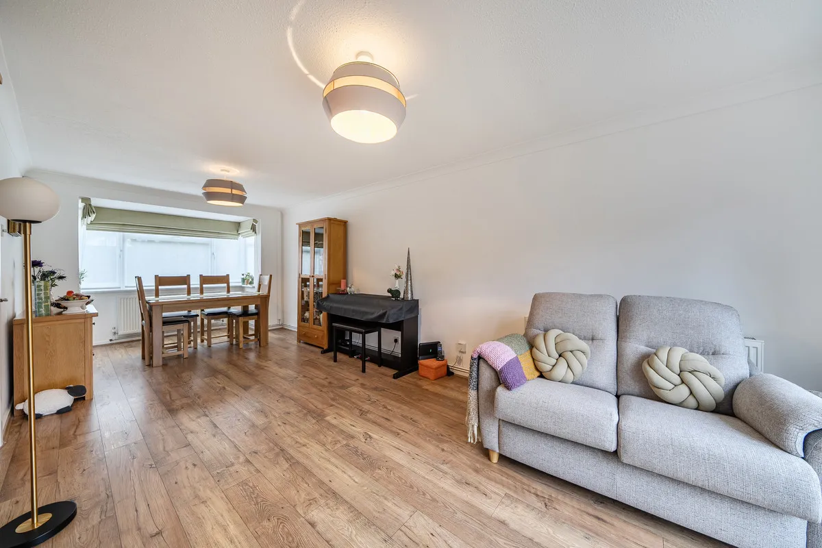 Acacia Close, Stanmore, HA7, photo 3