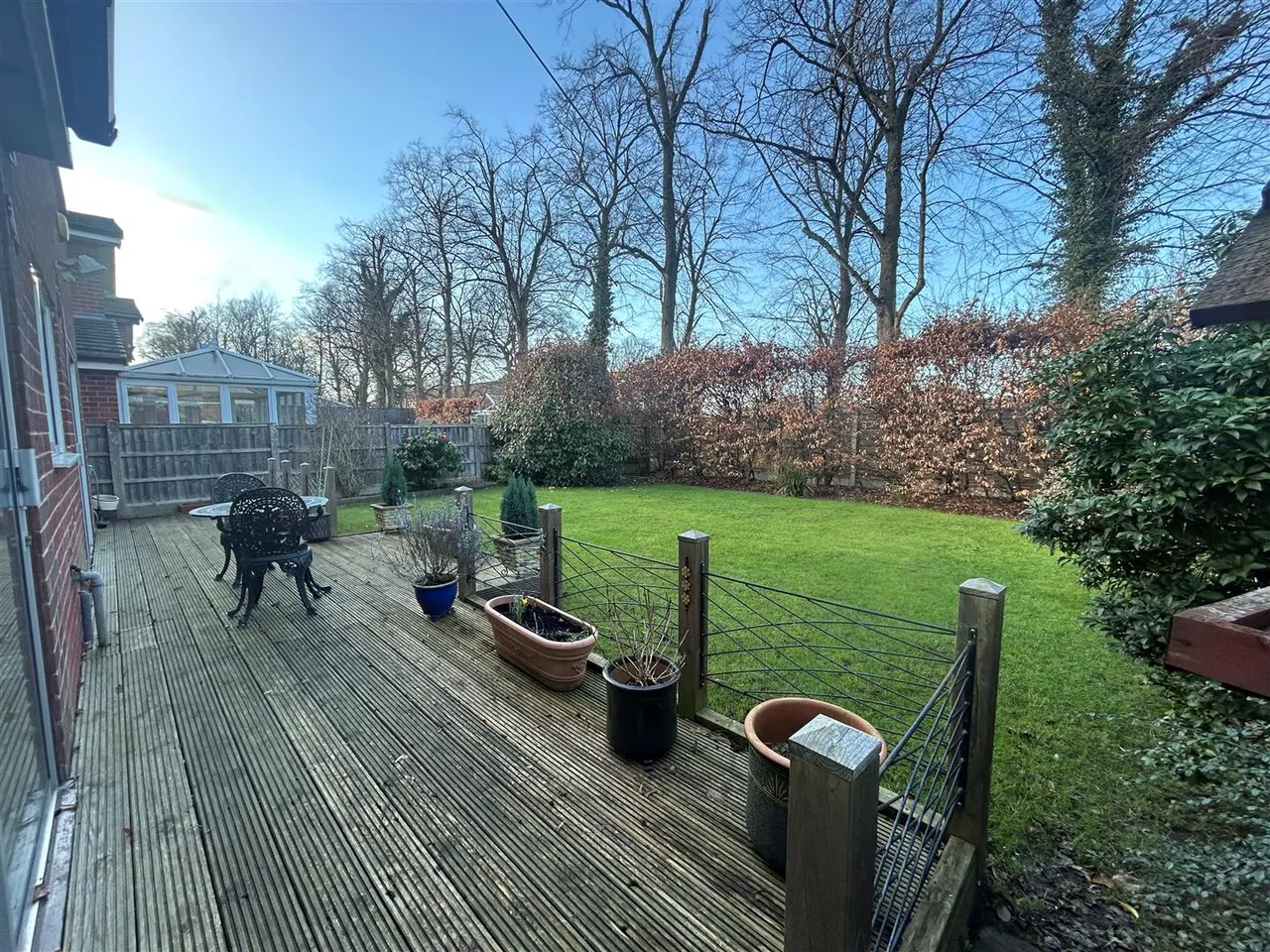Gleneagles Road, Heald Green, photo 15