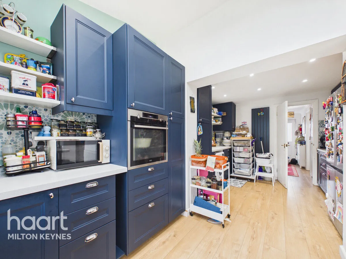 Morebath Grove, Milton Keynes, MK4, photo 16