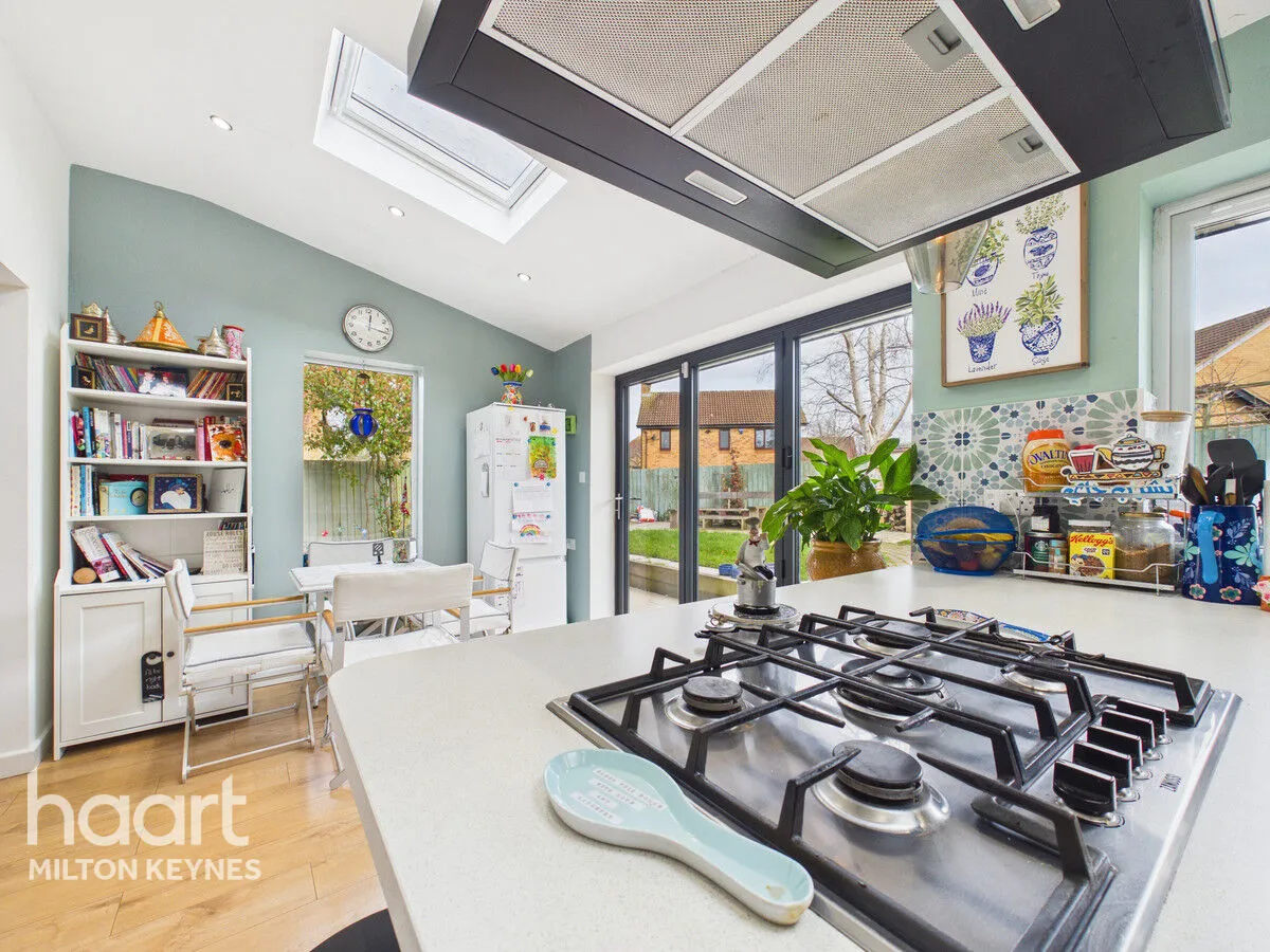 Morebath Grove, Milton Keynes, MK4, photo 12