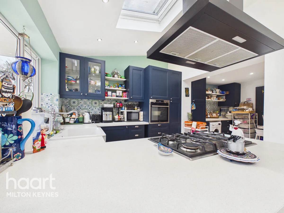 Morebath Grove, Milton Keynes, MK4, photo 14