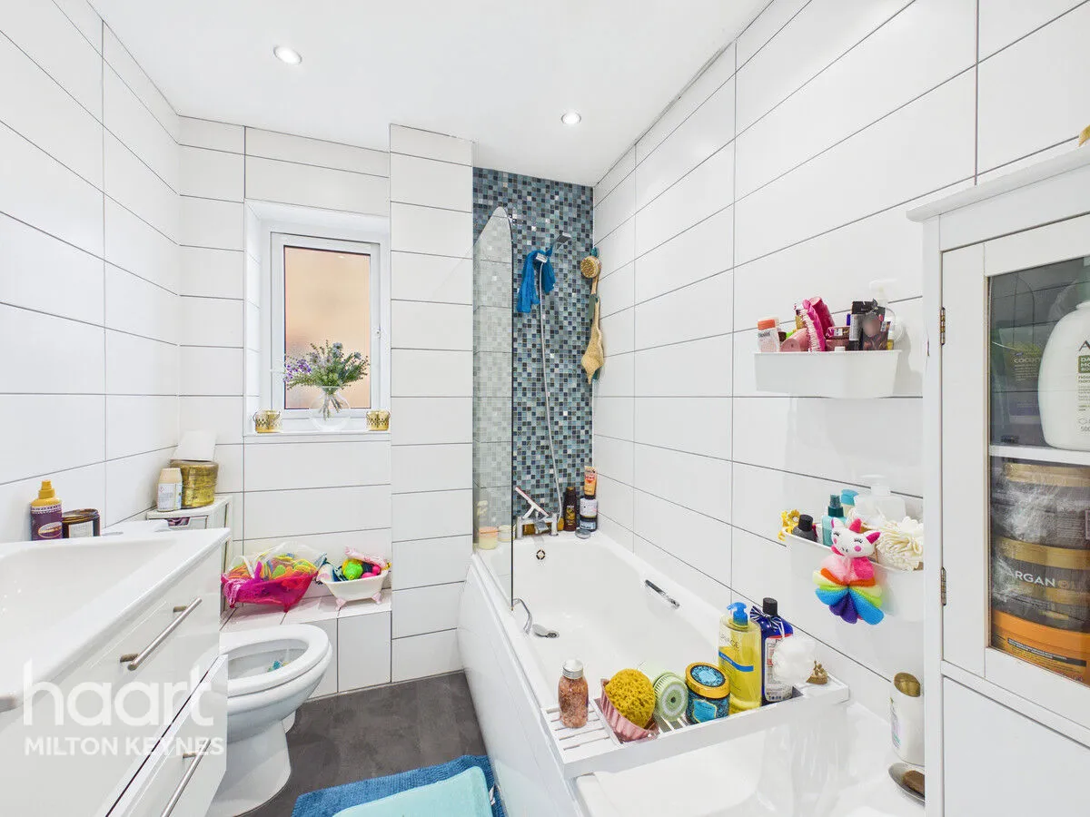 Morebath Grove, Milton Keynes, MK4, photo 20