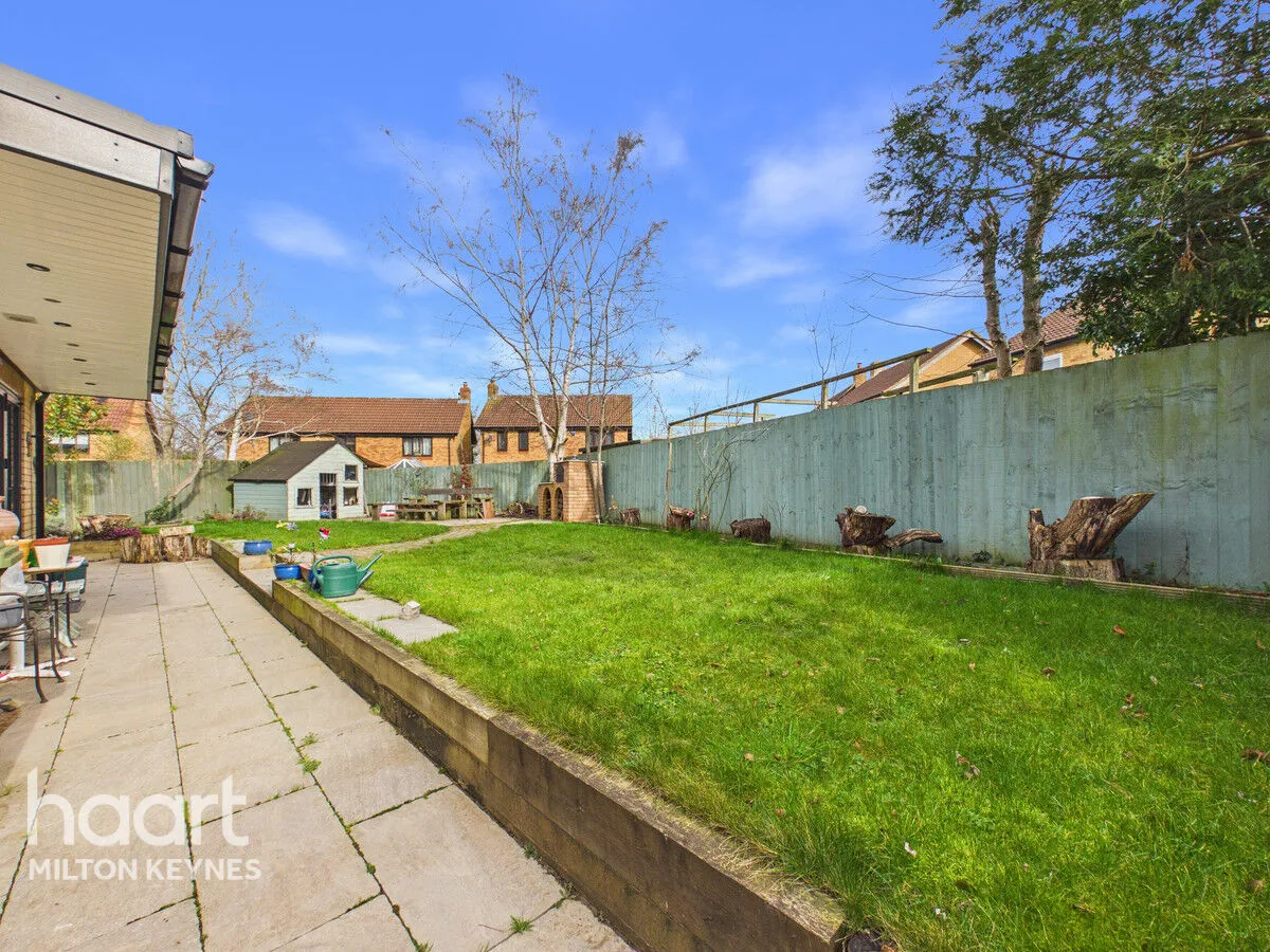 Morebath Grove, Milton Keynes, MK4, photo 32