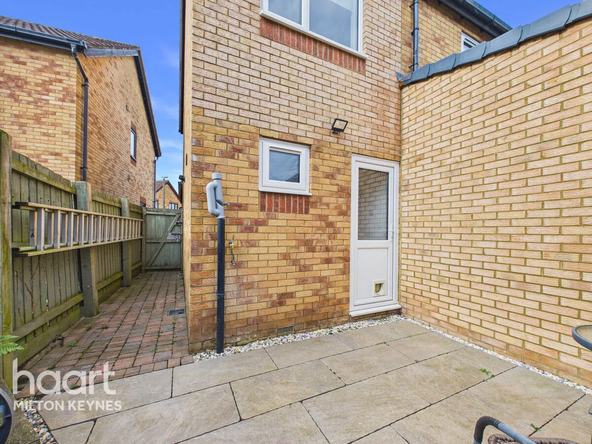 Morebath Grove, Milton Keynes, MK4, photo 24