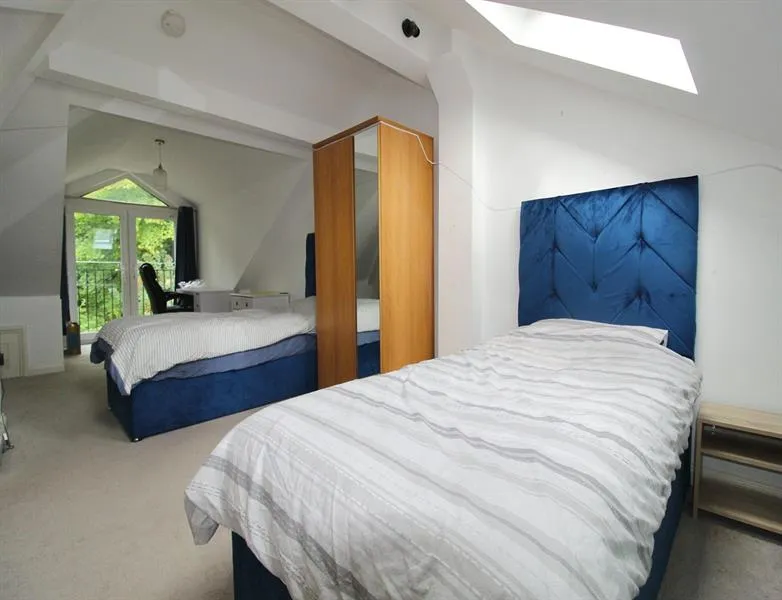 Boddens Hill Road, Stockport, photo 12
