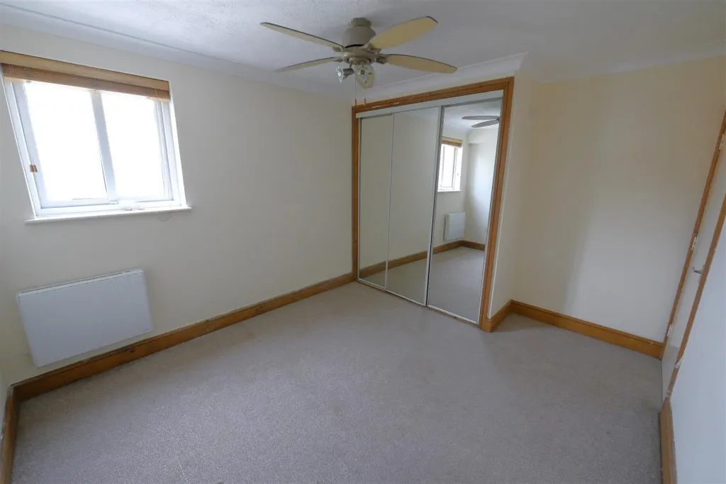 The Parade, Pagham, PO21, photo 6