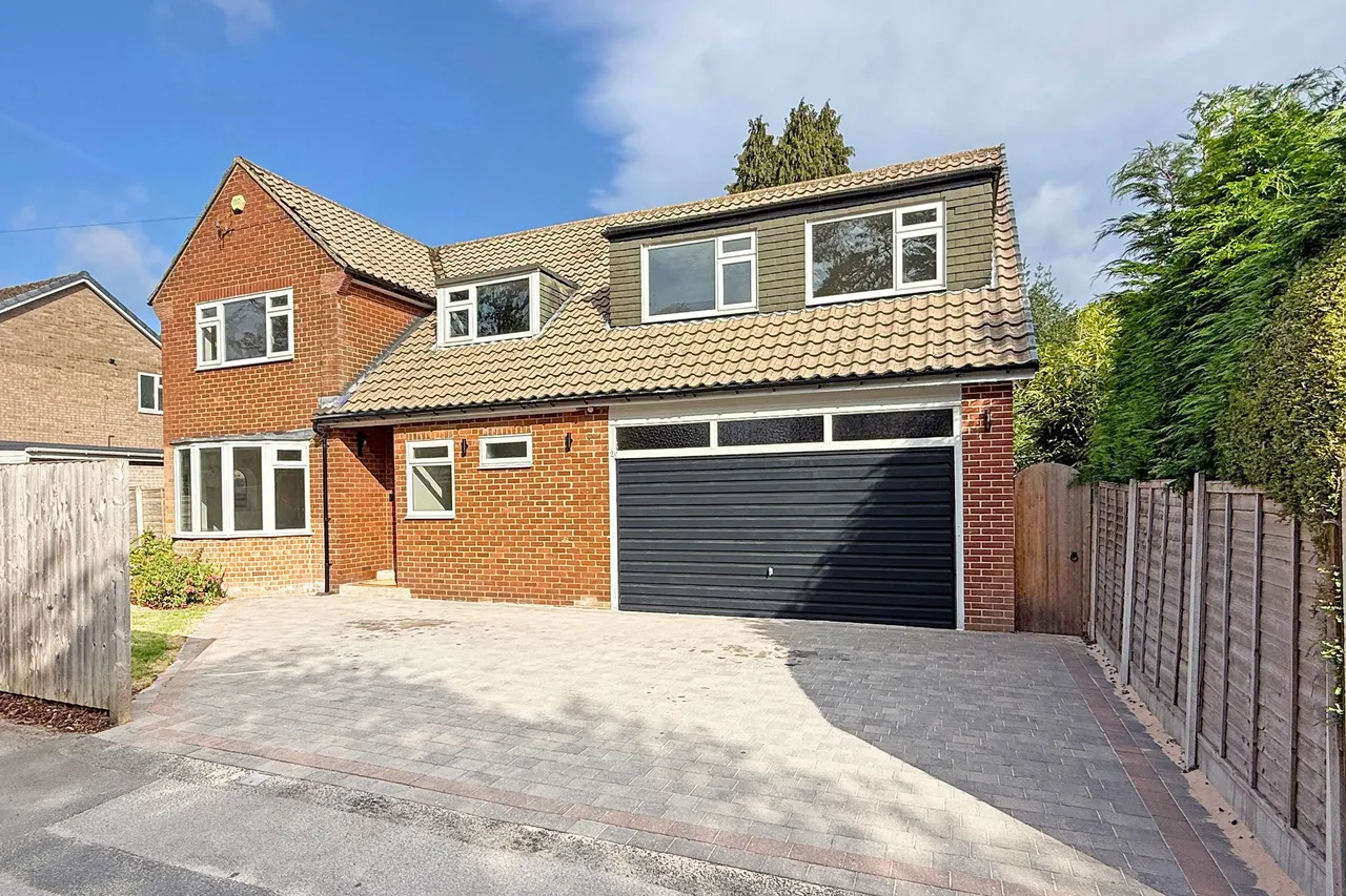 Wayside Crescent, Harrogate, HG2, photo 21