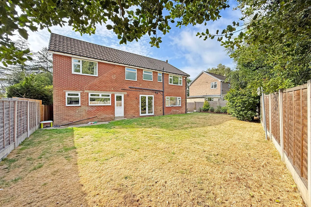 Wayside Crescent, Harrogate, HG2, photo 11