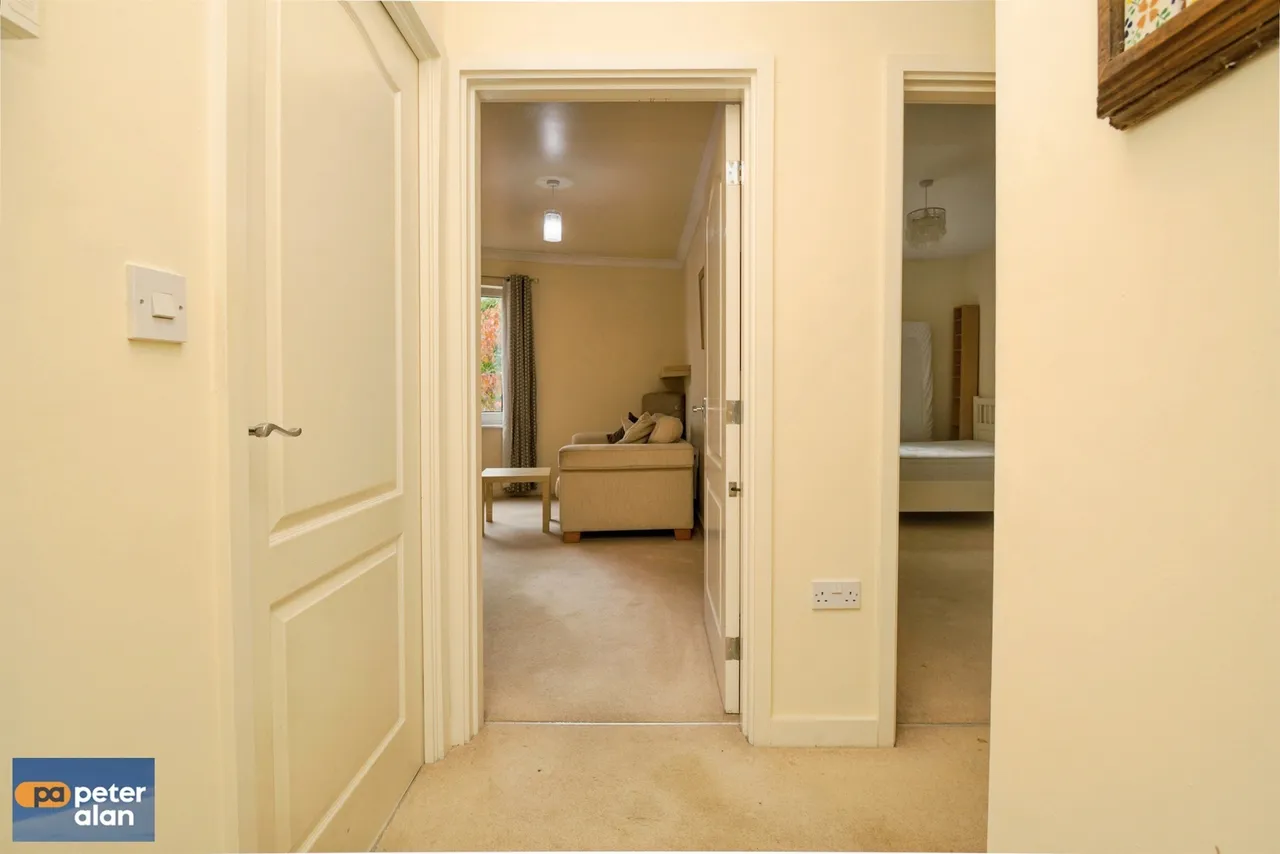 Carlotta Way, Cardiff, CF10, photo 9