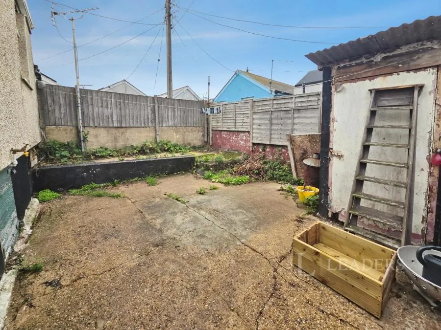 Morris Avenue, Jaywick, CO15, photo 11