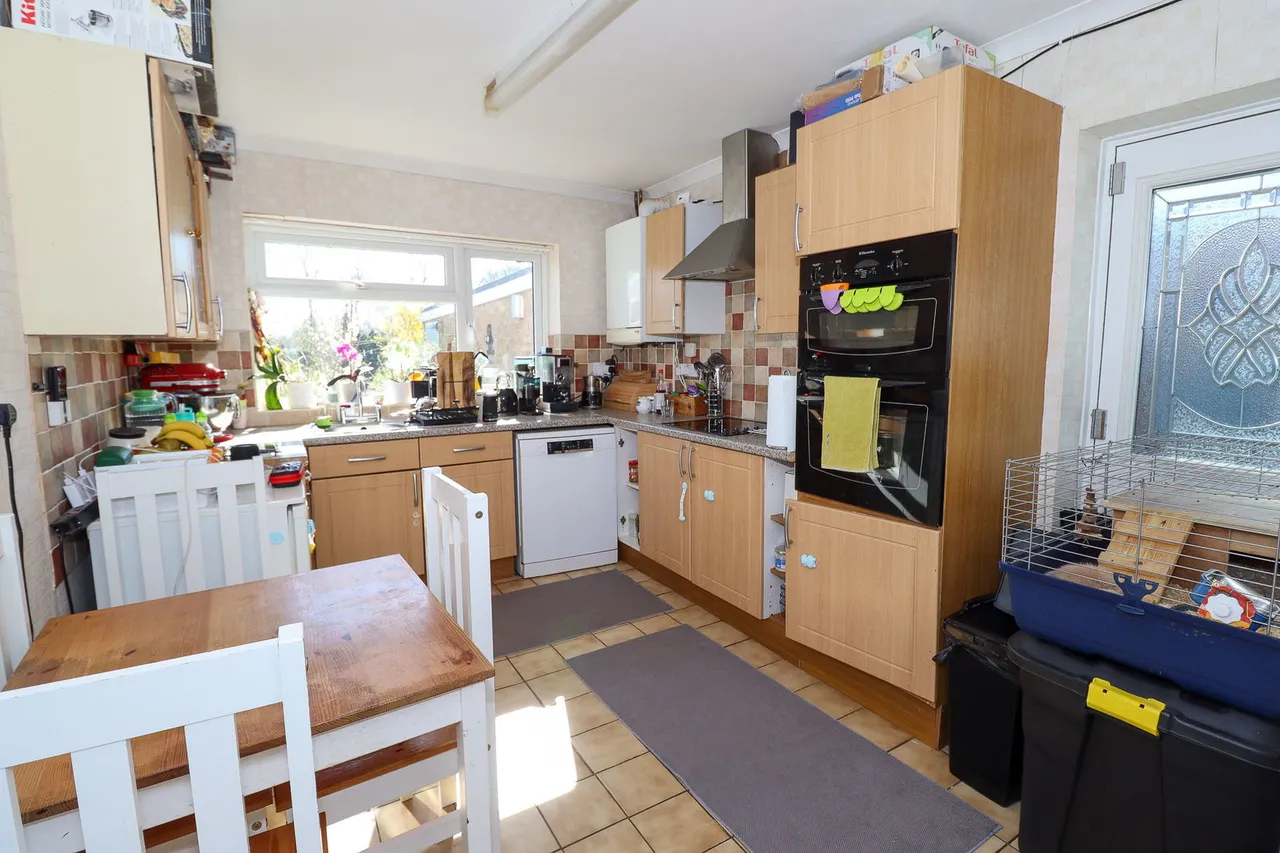 Elm Drive, Offord Cluny, PE19, photo 6