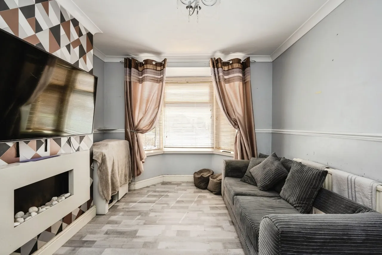 Pentyla Road, Swansea, SA2, photo 5