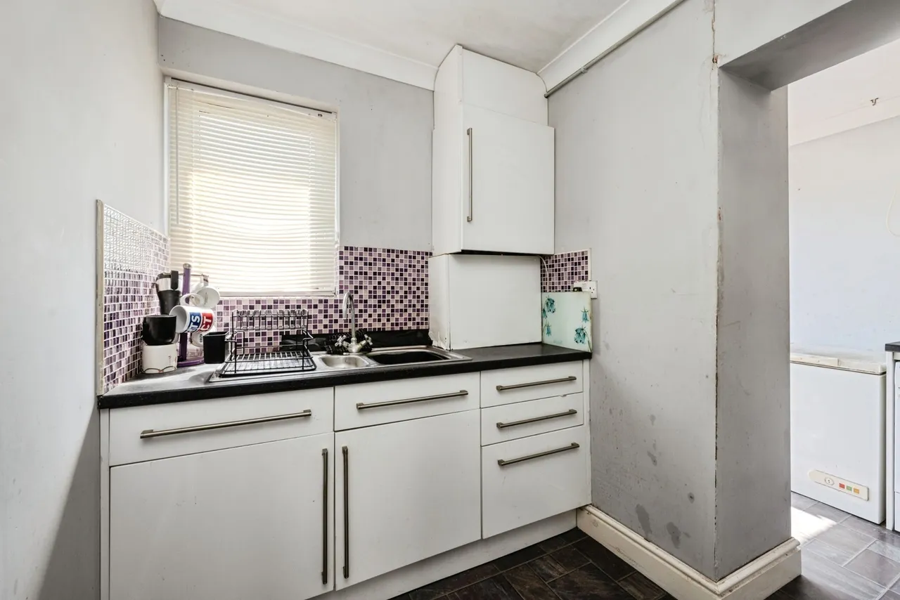 Pentyla Road, Swansea, SA2, photo 7