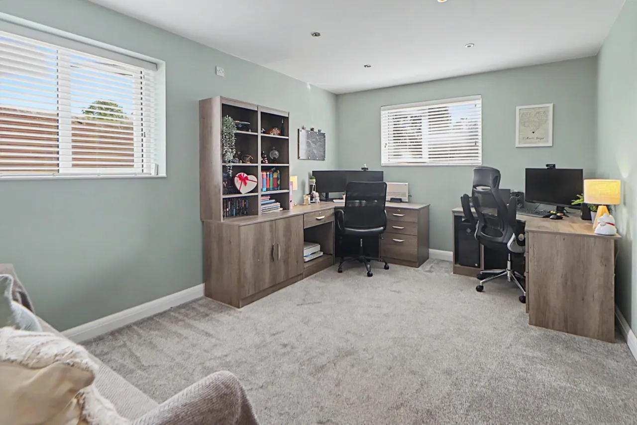 Arrowsmith Drive, Alsager, photo 22