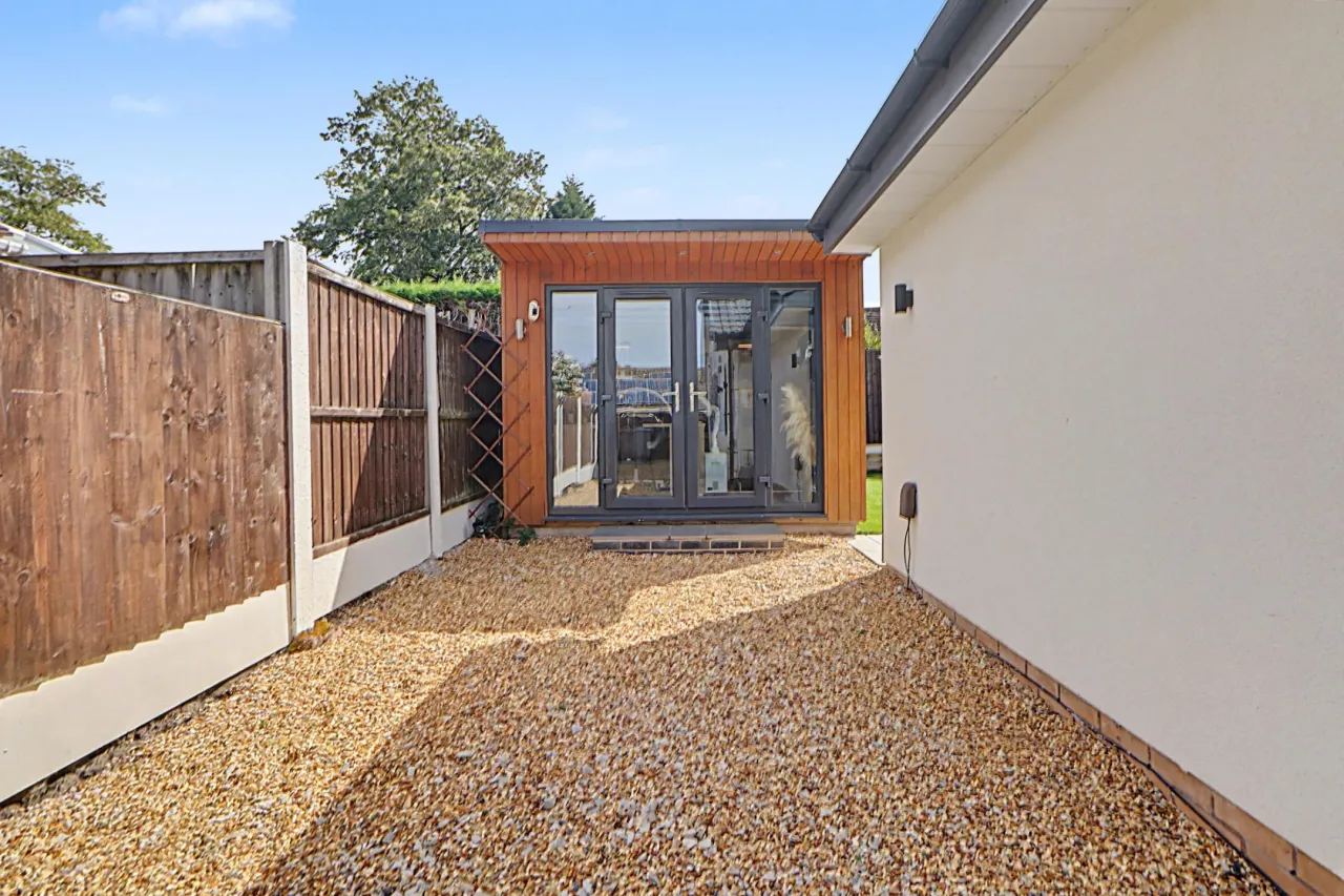 Arrowsmith Drive, Alsager, photo 35
