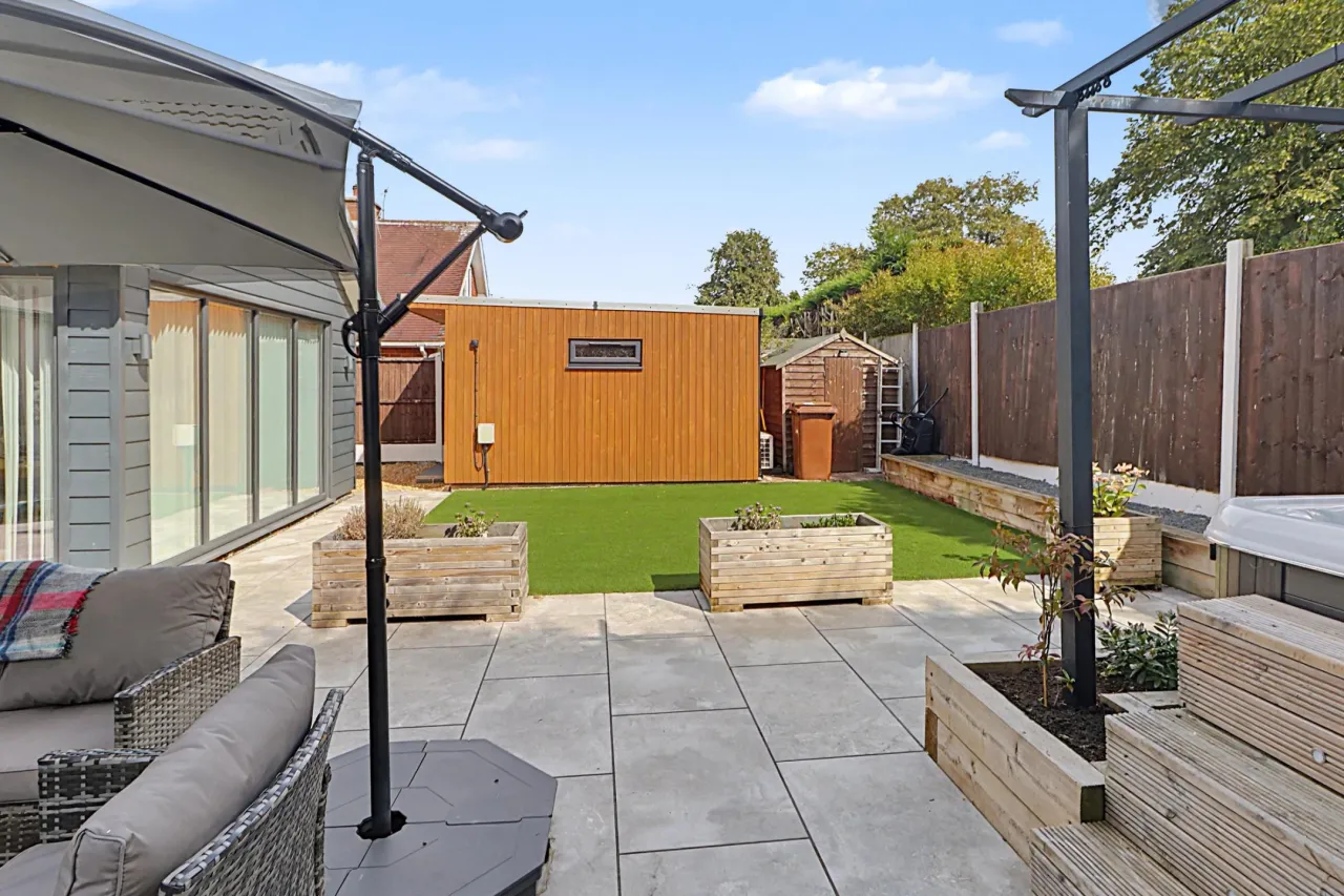 Arrowsmith Drive, Alsager, photo 29