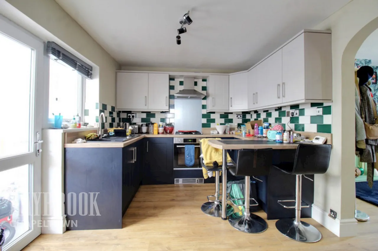 Sycamore House Road, Shiregreen, photo 4