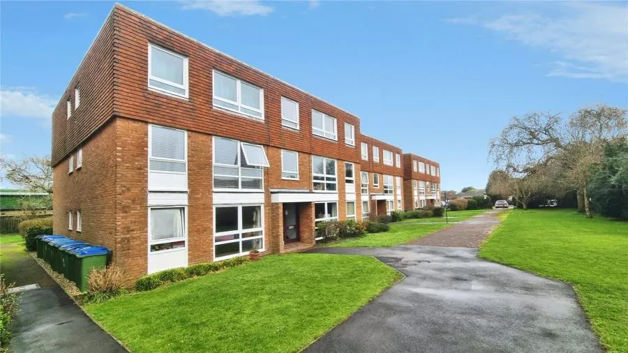 Kyoto Court, Bognor Regis, PO21, photo 2