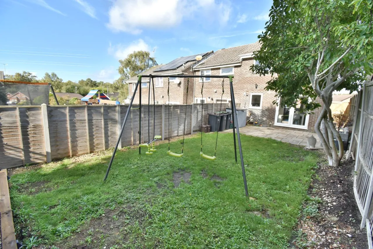 Leeson Drive, BH22, photo 22