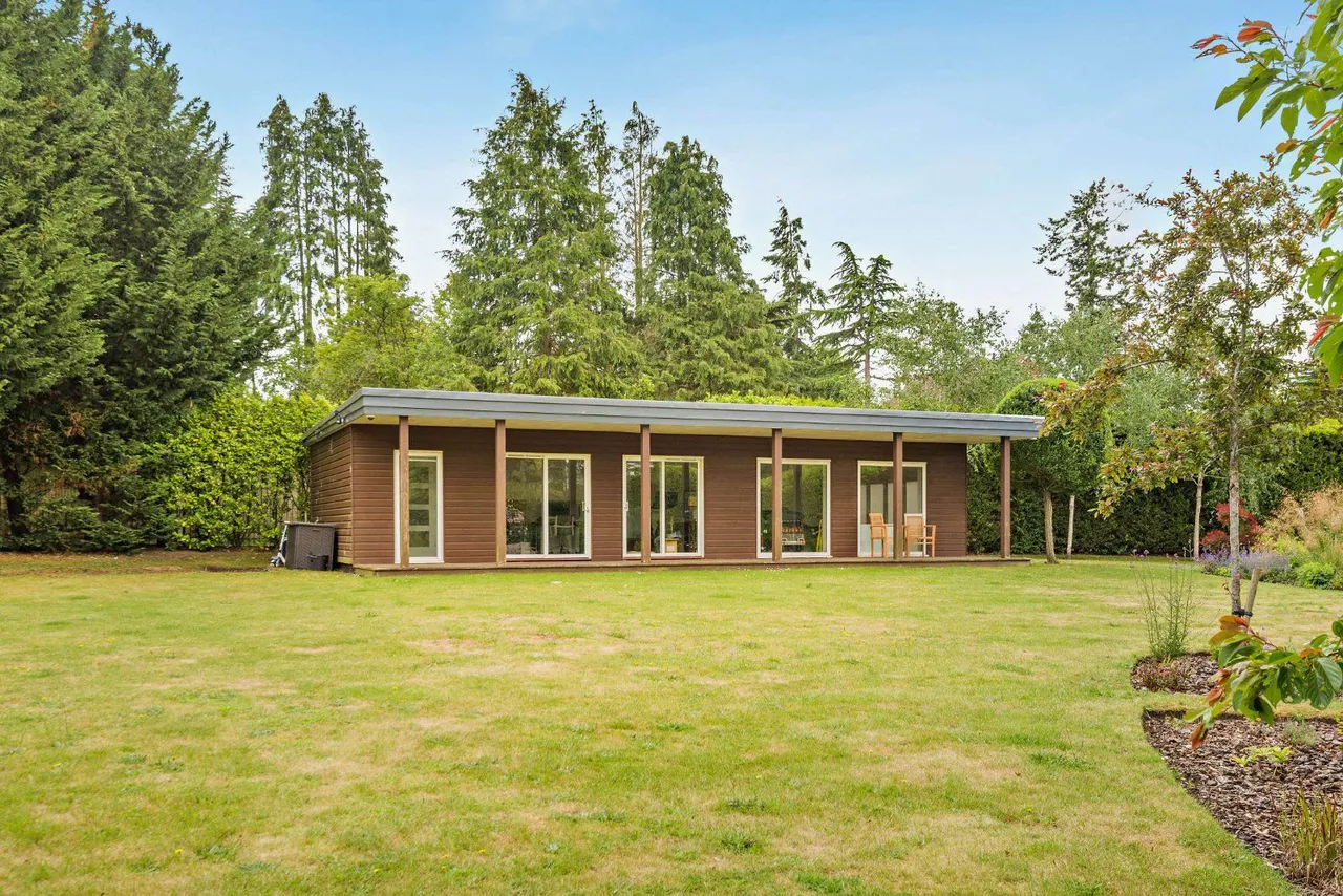 The Avenue, Chobham, GU24, photo 26