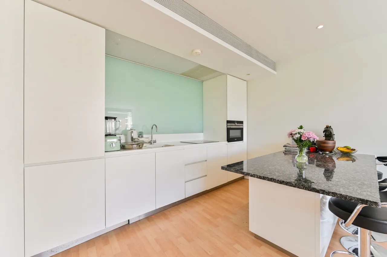 D42 Albion Riverside Building, 8 Hester Road, London, photo 6