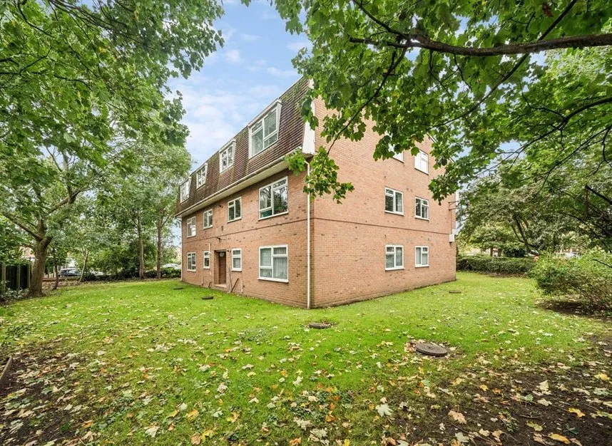 Rowan Close, Ealing, W5, photo 5