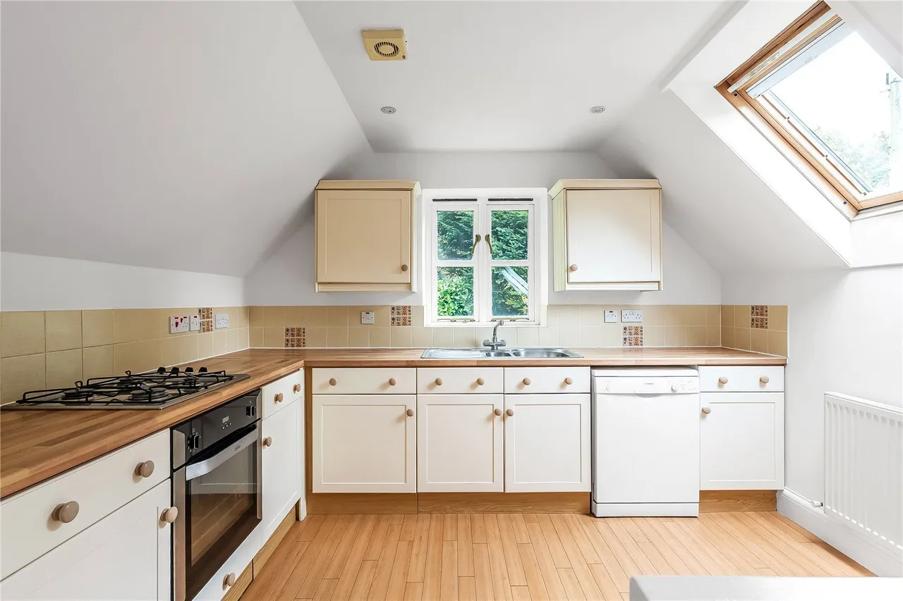 Stoneswood Road, Oxted, RH8, photo 11