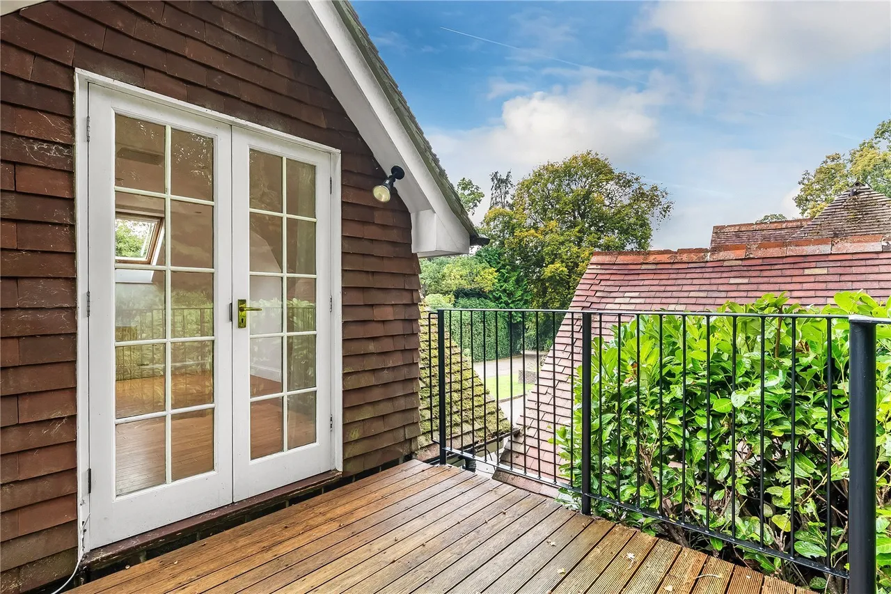 Stoneswood Road, Oxted, RH8, photo 3