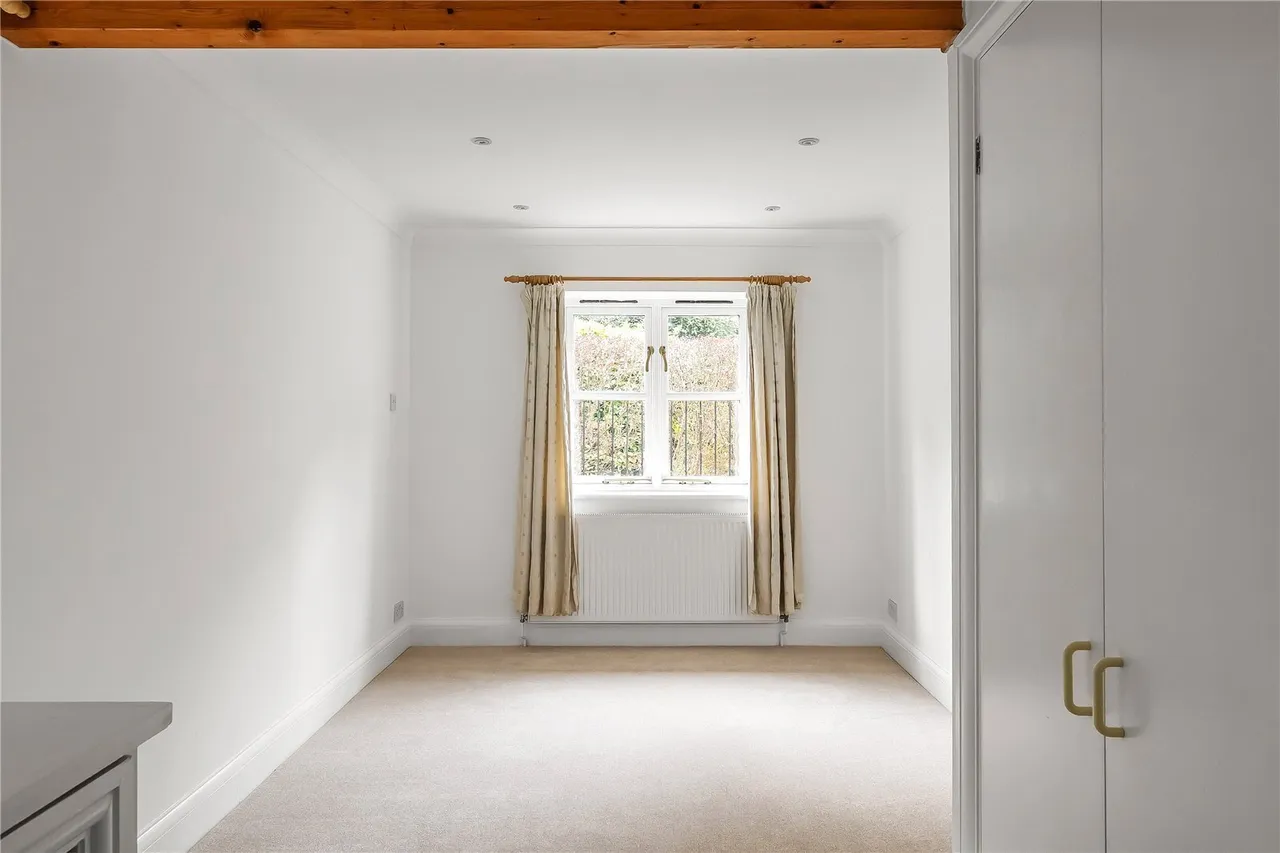 Stoneswood Road, Oxted, RH8, photo 17