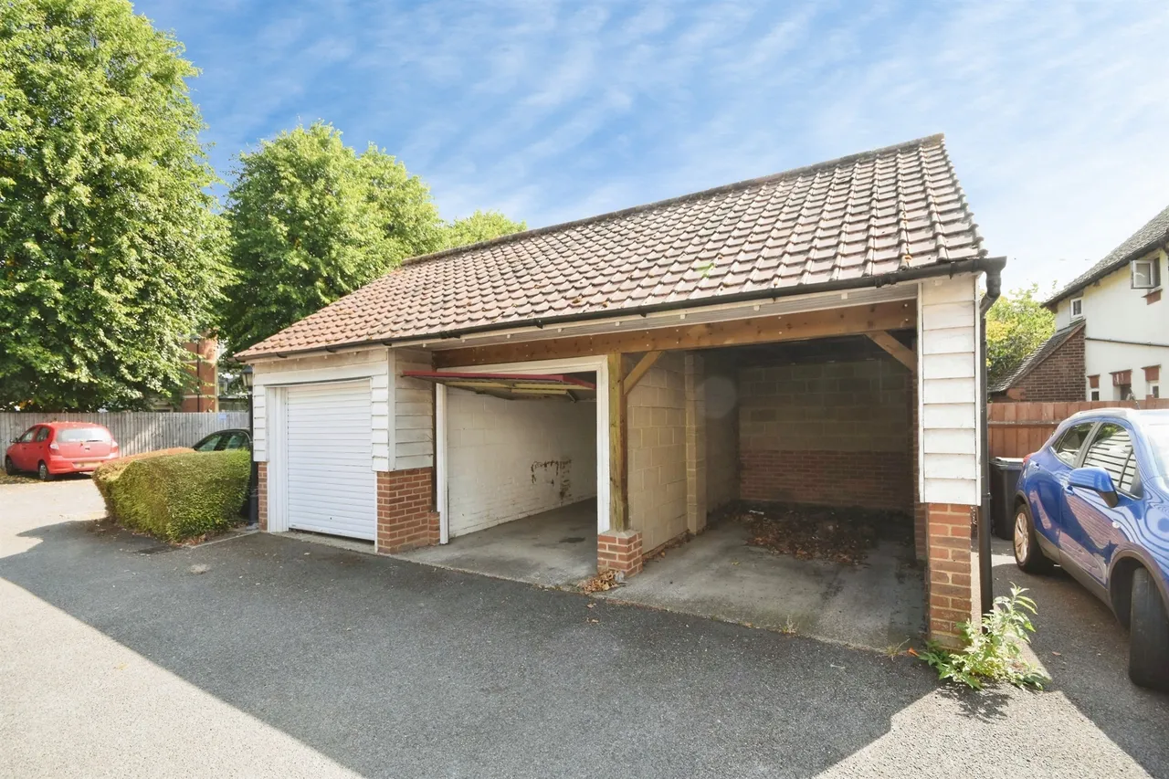 Cedar Avenue West, Chelmsford, CM1, photo 3